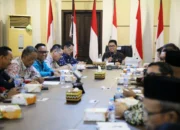 Fredy SM Pimpin Rapat Penyelenggaraan Haji 2025, Bahas Subsidi Ongkos Transit Daerah dan Rekrutmen Petugas Haji Daerah