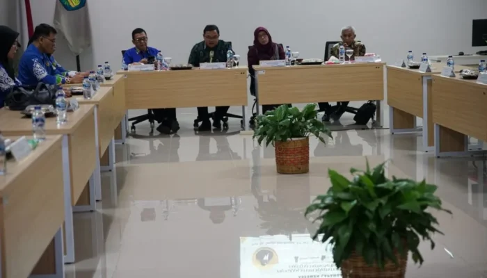 FEB Unila Gelar Asesmen Lapangan Reakreditasi untuk Prodi S-2 Magister Manajemen