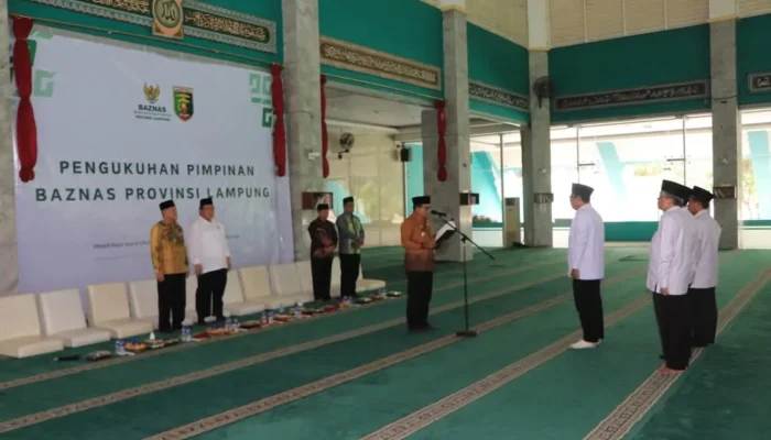 Pj. Gubernur Lampung Kukuhkan Pimpinan BAZNAS Provinsi Lampung Periode 2024-2027