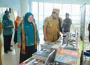 Pj. Gubernur Lampung Buka Peluncuran dan Bedah Buku “Menuju Lampung Maju dan Terdepan”