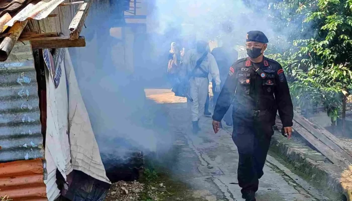 Cegah DBB, Polda Lampung Fogging Ratusan Rumah di Bandar Lampung