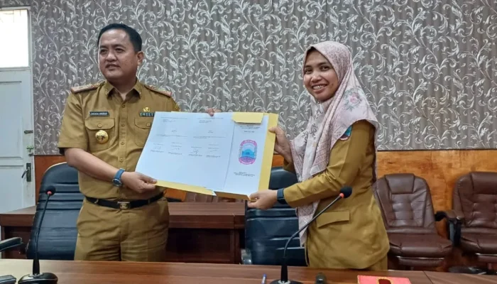 Serah Terima Jabatan Sekretaris DPRD Lampung Selatan: Momentum Penyegaran dan Peningkatan Kinerja