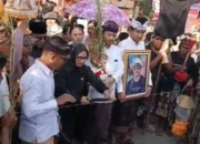 Ketua DPRD Lampung Selatan Hadiri Prosesi Ngaben Almarhum Made Sukintre