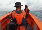 Penumpang KMP Mufidah Diduga Terjun ke Laut, Tim SAR Gabungan Lakukan Pencarian