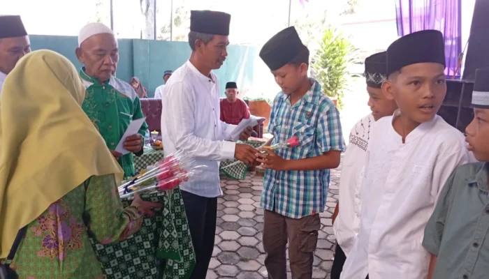 Ketua DPRD Pringsewu Santuni Yatim di Pekon Sukamulya Rayakan Tahun Baru Islam